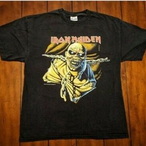 Iron maiden t